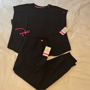 MEDCouture Jogger Scrub Set.
